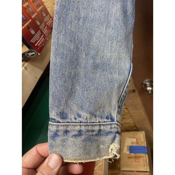 Vintage 1990’s Marlboro Denim Jacket With GUNS .N. ROSES patches. Size M - Picture 10 of 16